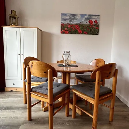 Gemuetliche Mit Balkon Nahe Der Ostsee - 2 Schlafzimmer شقة *