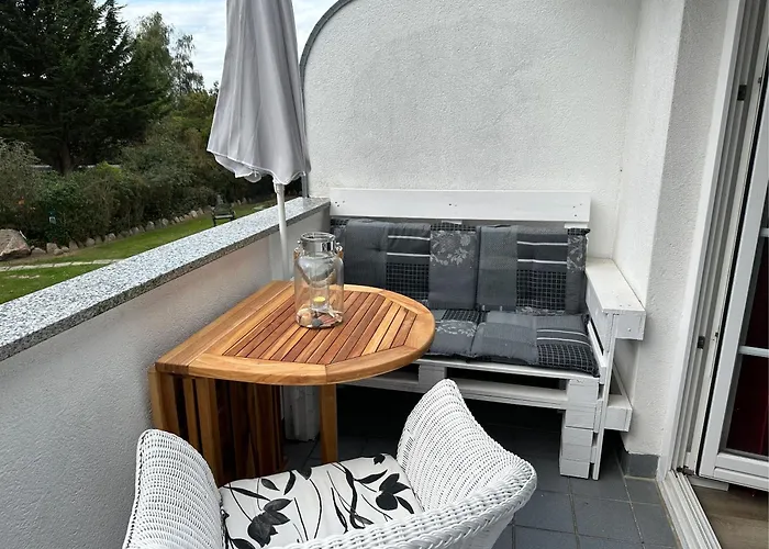 Διαμέρισμα Gemuetliche Mit Balkon Nahe Der Ostsee - 2 Schlafzimmer *